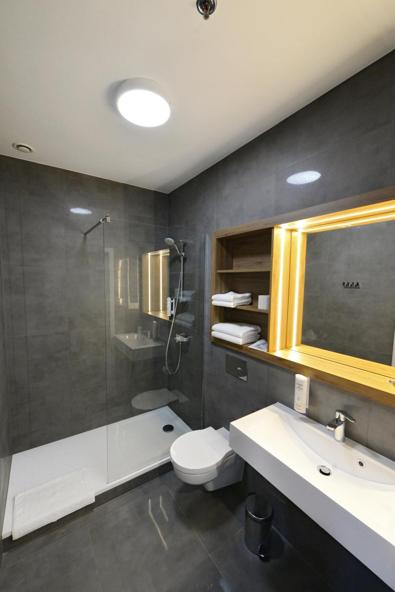 Hotel Centrum Болеславец Стая снимка