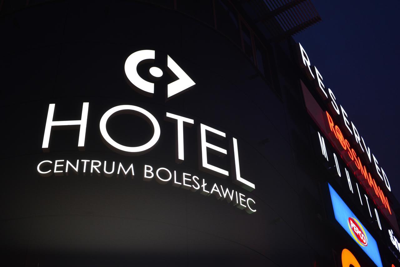 Hotel Centrum Болеславец Екстериор снимка