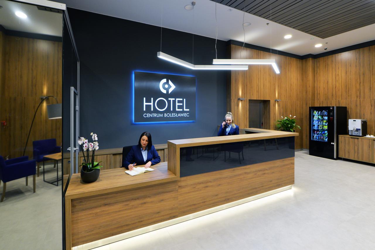 Hotel Centrum Болеславец Екстериор снимка